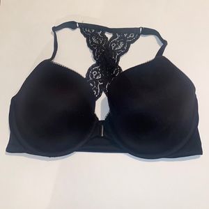 Victoria’s Secret 38DD black bra